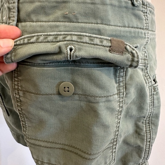 American Eagle cargo mini shorts - Picture 5 of 10